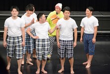 「EXIT兼近プロデュース『無題～背水の陣～』」のワンシーン。