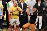 「準決勝 其の1」のエンディングの様子。左からつばめ花火・D-中山、キラキラ関係・ワタリ119。