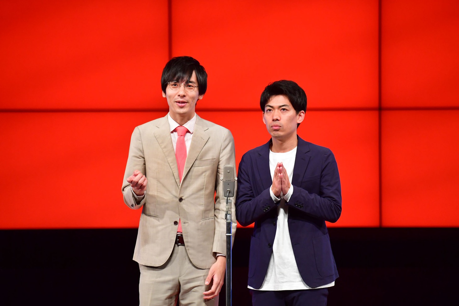 文芸部門賞のカベポスター。