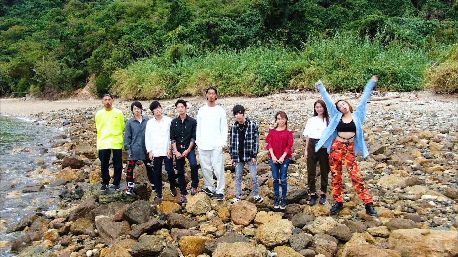 恋愛サバイバルを繰り広げる9名。(c)ABCテレビ