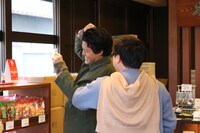 「霜降り明星のあてみなげ」より。(c)静岡朝日テレビ