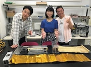 「私の研究費をください」に出演する、かまいたちとリケジョの松下悠里(中央)。(c)TBS