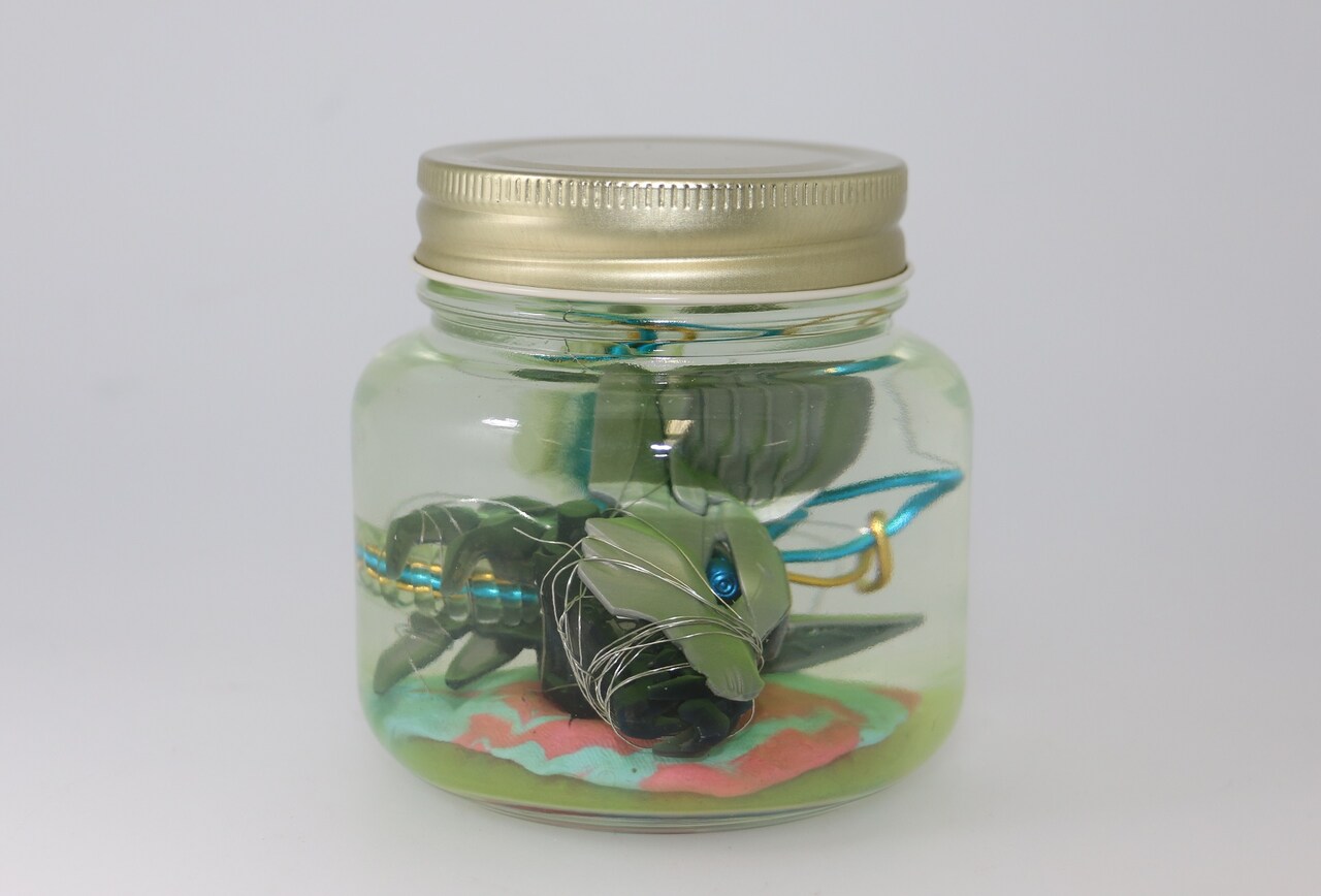 くっきー！の改造ゾイド「我、復活ノ刻を待ツ」完成、首から下を失った瀕死状態を表現