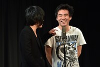 ランジャタイ。伊藤（左）が国崎（右）の寝癖について指摘していた。