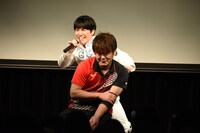 溜口演出による人情劇のワンシーン。