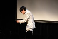 無免許で手術を行ったことでお縄になったスーパードクター溜口。