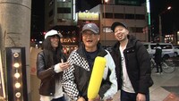 金属バットのロケのワンシーン。(c)ABCテレビ