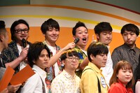 スーパーサイズ・ミー（後列左から3人）