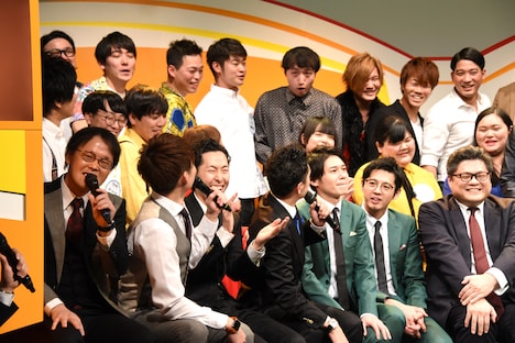 アインシュタイン稲田に後継者を託されたプール小海（上段左から5人目）。