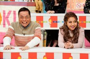 左から桂小文枝、ゆきぽよ。(c)読売テレビ