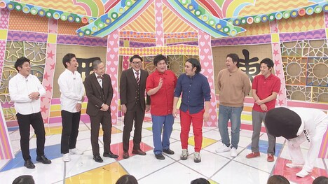 （左から）うるとらブギーズ、ゾフィー、ビスケットブラザーズ、わらふぢなるお。(c)中京テレビ