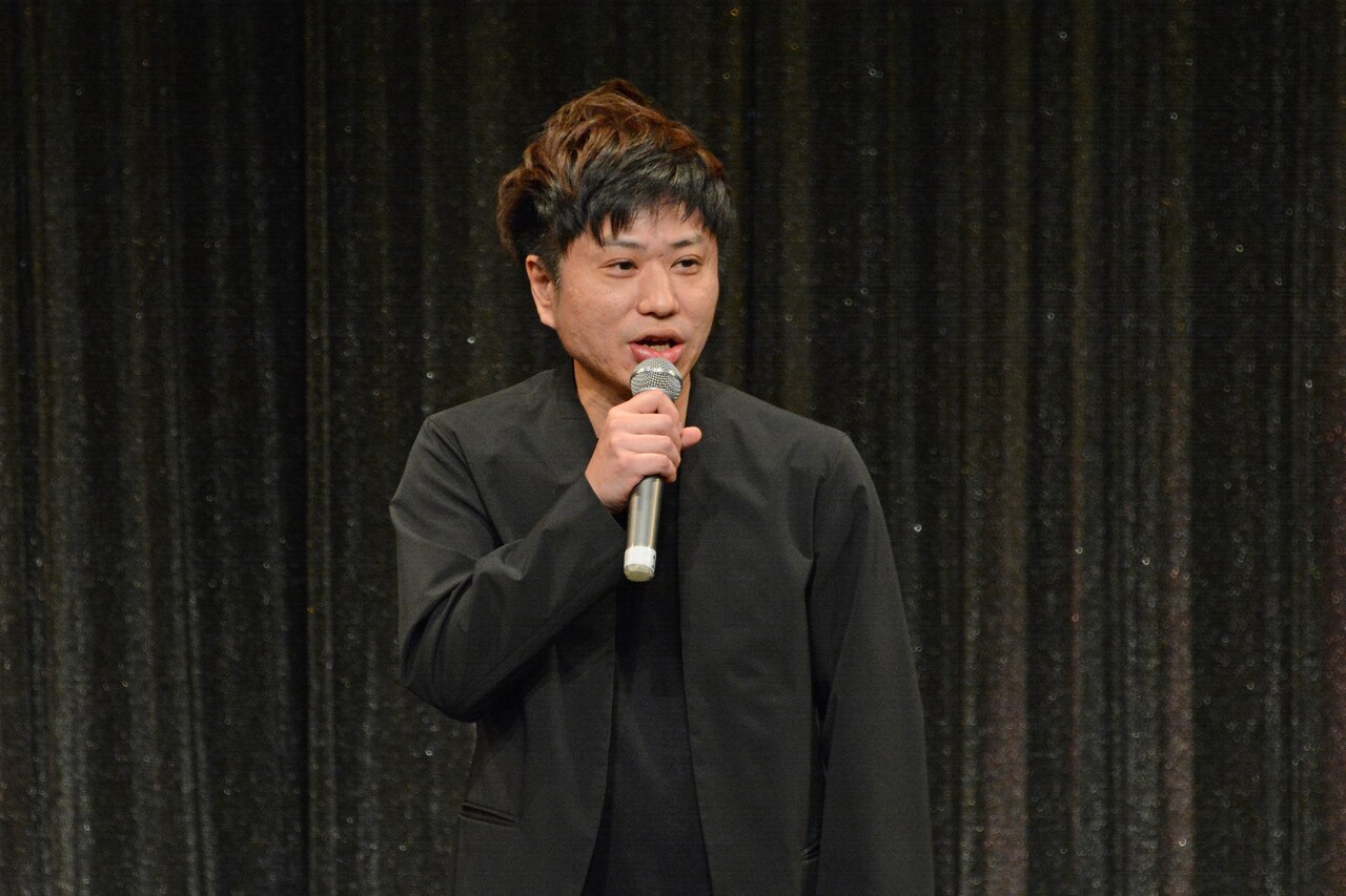 MCを務めた2丁拳銃・修士。