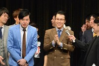 決勝ブロック進出が決定した瞬間のエンペラー。