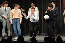 決勝ブロック進出が決定した瞬間のやさしいズ。