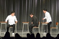 決勝ブロックでネタを披露するネルソンズ。