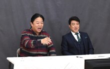 （左から）伊集院光、佐野瑞樹アナ。(c)フジテレビ