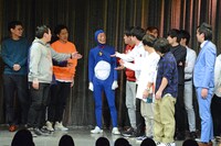 “細えもん”に扮してエンディングに参加するGAG坂本。