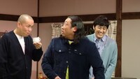 「ジンギス談！」で「タカアンドトシ・トシがスープをすする音が好き」だというロバート秋山（中央）と、スープをすするトシ（左）、ロバート山本（右）。(c)HBC