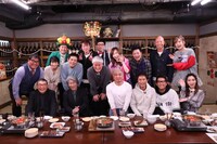 「ダウンタウンなう」で展開される「芸能界の一大派閥“福岡県人会”にお邪魔しますSP！」の出演者たち。(c)フジテレビ