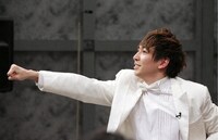 観覧席から奮闘するスカイサーキット松本。