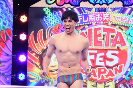 小島よしお (c)日本テレビ