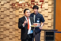 映画館を舞台にしたドランクドラゴン塚地の無声コント「Mr.ボーン」。(c)NHK