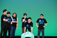 「よしもと漫才劇場5周年記念 上方漫才協会大賞 大賞受賞者5組集結 全国ツアー」大阪公演の様子。