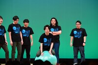 「よしもと漫才劇場5周年記念 上方漫才協会大賞 大賞受賞者5組集結 全国ツアー」大阪公演の様子。