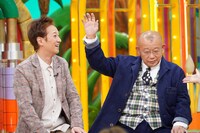 左から中居正広、笑福亭鶴瓶。(c)日本テレビ