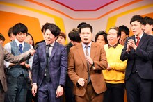 「グランドバトルライブ」で1位を獲得した令和ロマン。