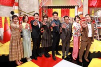 「そこの○○止まりなさい！」にスタジオ出演するハライチ澤部（右端）ら。(c)テレビ朝日