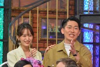 左から近藤千尋、ジャングルポケット太田。(c)読売テレビ