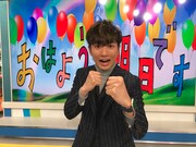 「おはよう朝日です」で代理MCを務めるラニーノーズ洲崎。(c)ABCテレビ