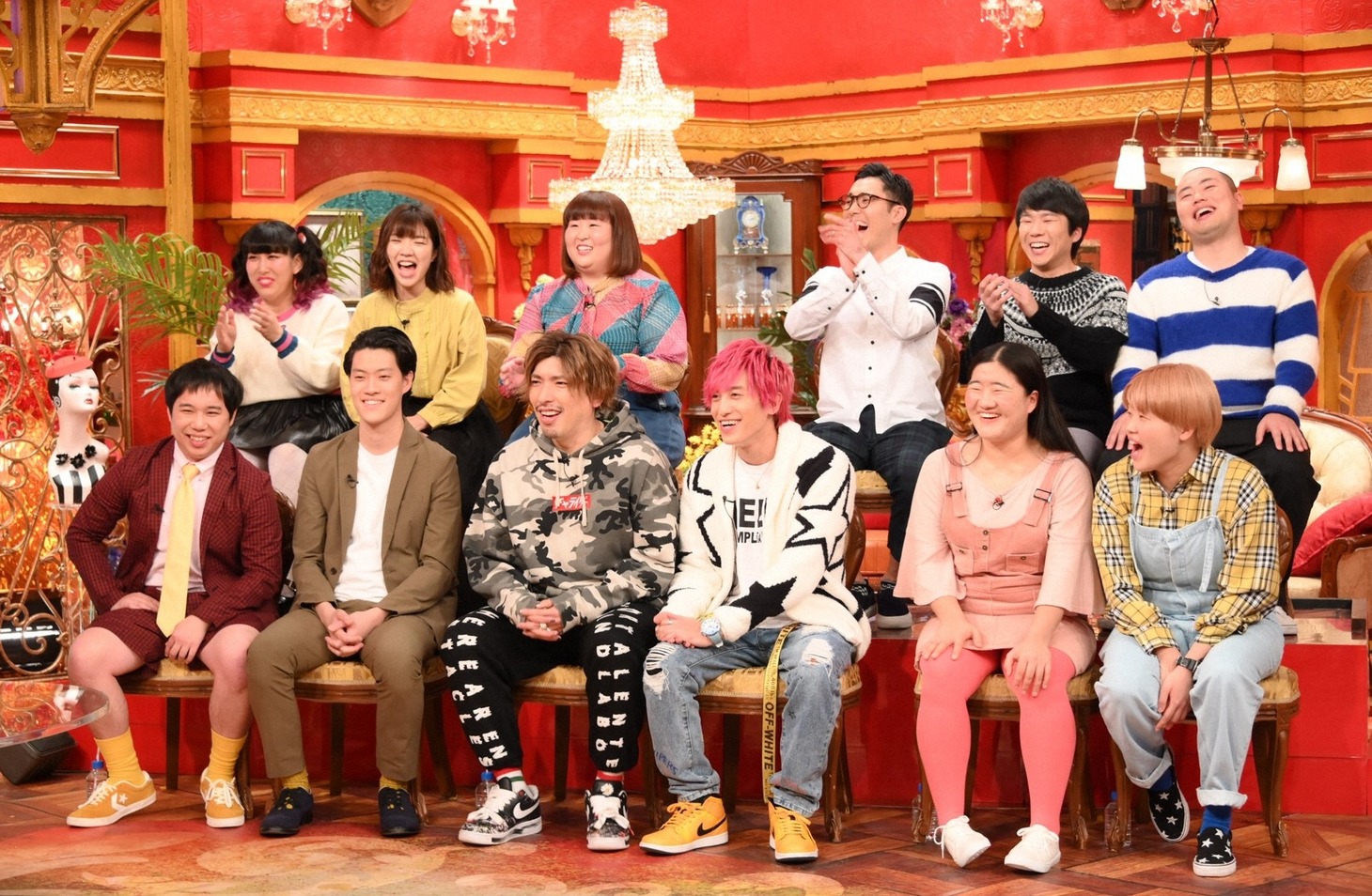 「有田哲平と高嶋ちさ子の人生イロイロ超会議SP」の「お笑い第7世代もイロイロ！～人気芸人もツラいよ～お悩み相談超会議！～」に出演する芸人たち。(c)TBS