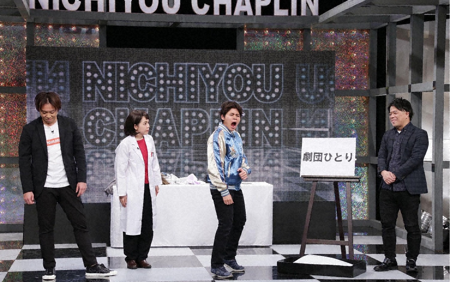 ホリプロコム軍団（ホリ、メルヘン須長、ハリウリサ、河口こうへい）。