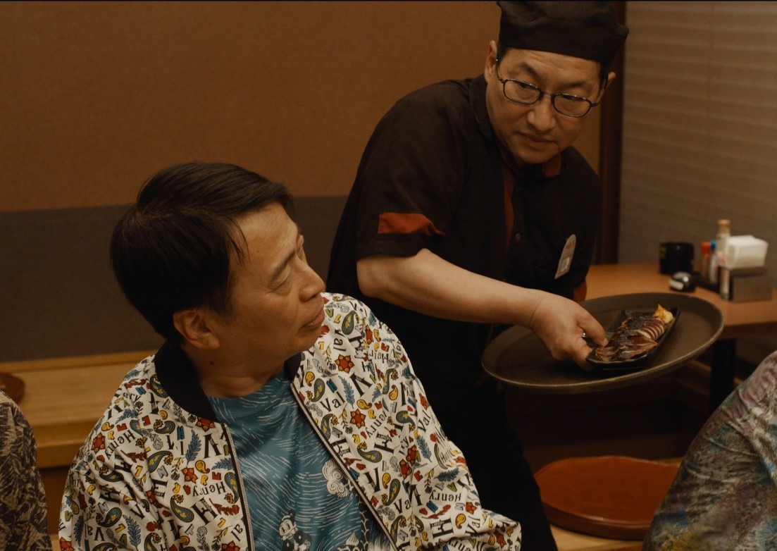 映画「星屑の町」に出演する春風亭昇太とラサール石井（手前）。(c)2020「星屑の町」フィルムパートナーズ