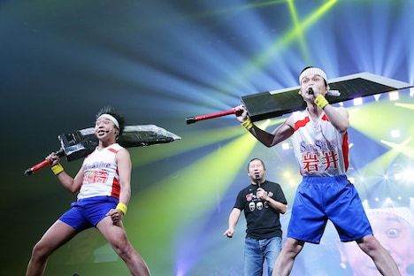 サンシャイン池崎（左）とハライチ岩井（右）。