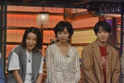 左から鈴木紗理奈、山之内すず、小林亮太。(c)読売テレビ