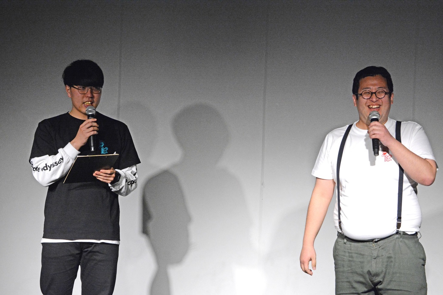 左から徳原旅行、春とヒコーキ・ぐんぴぃ。