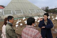 「霜降り明星のあてみなげ」より。(c)静岡朝日テレビ