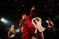 マツモトクラブ率いるバンド・チェックーズ。
