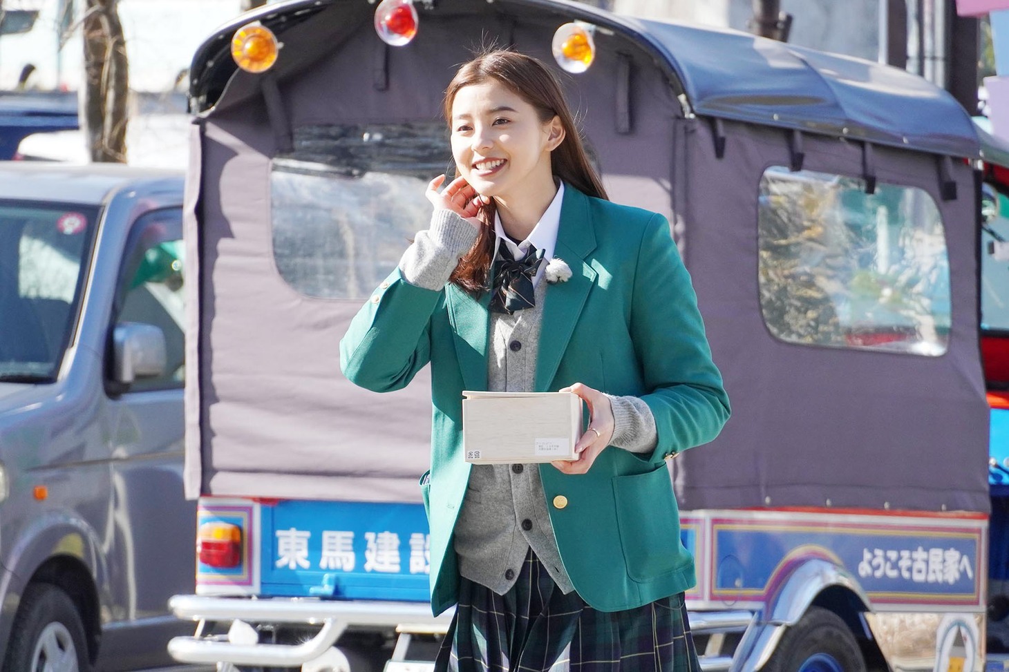 朝比奈彩