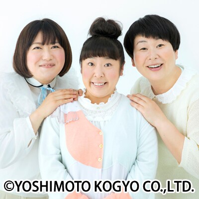 森三中。左が黒沢。