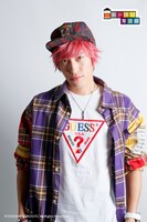 「デジタル写真館」よりEXIT兼近。