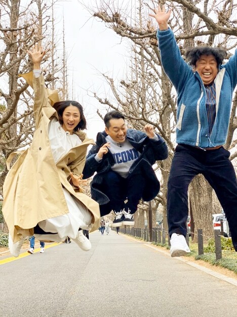 満島ひかりとバナナマン。(c)テレビ朝日