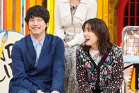 左から坂口健太郎、永野芽郁。(c)日本テレビ