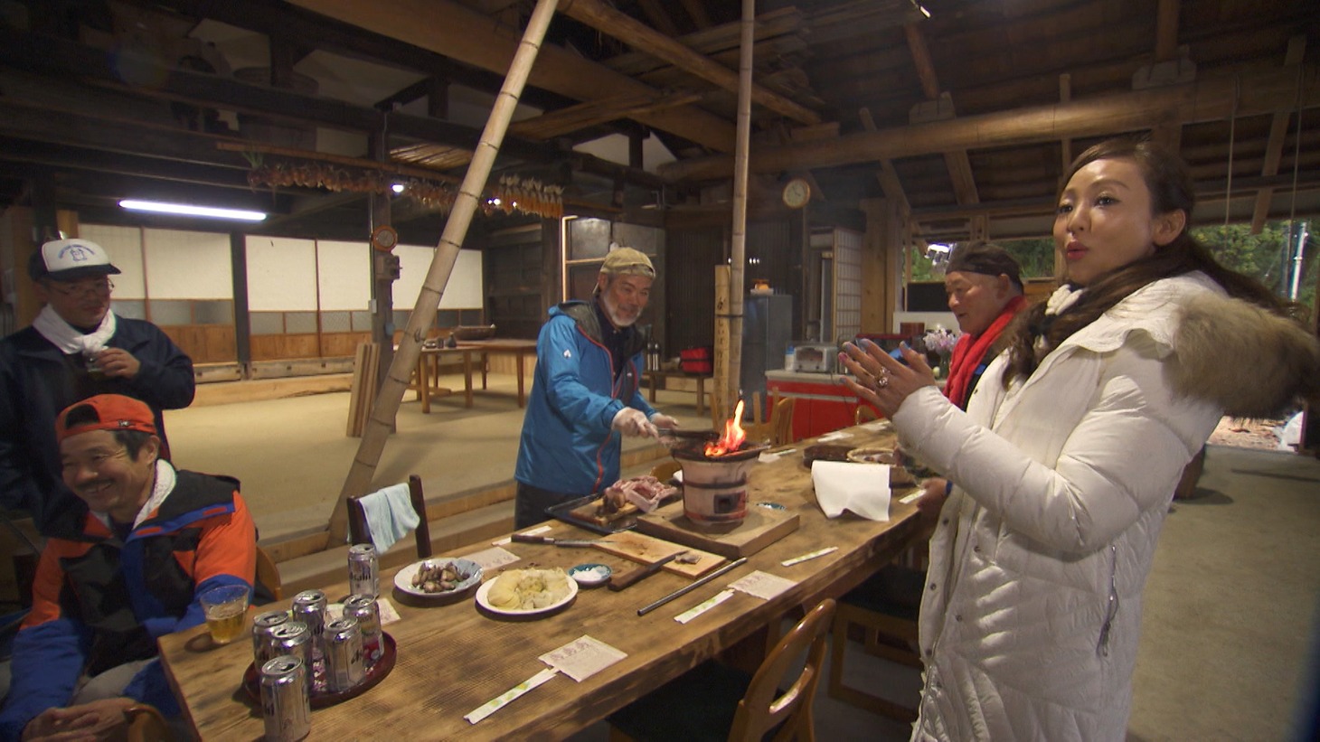 神田うの（右）の相席旅のワンシーン。(c)ABCテレビ