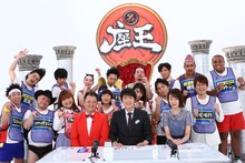 「千原ジュニアの座王～好評御礼！人気芸人15人!!春の1時間SP～」の出演者たち。(c)関西テレビ