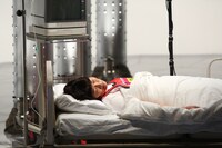 お題「死に際」に挑む、たんぽぽ川村。(c)関西テレビ