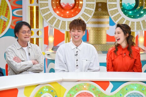 左からアインシュタイン、ファーストサマーウイカ。(c)MBS